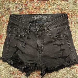Women’s size 2 American Eagle shorts
